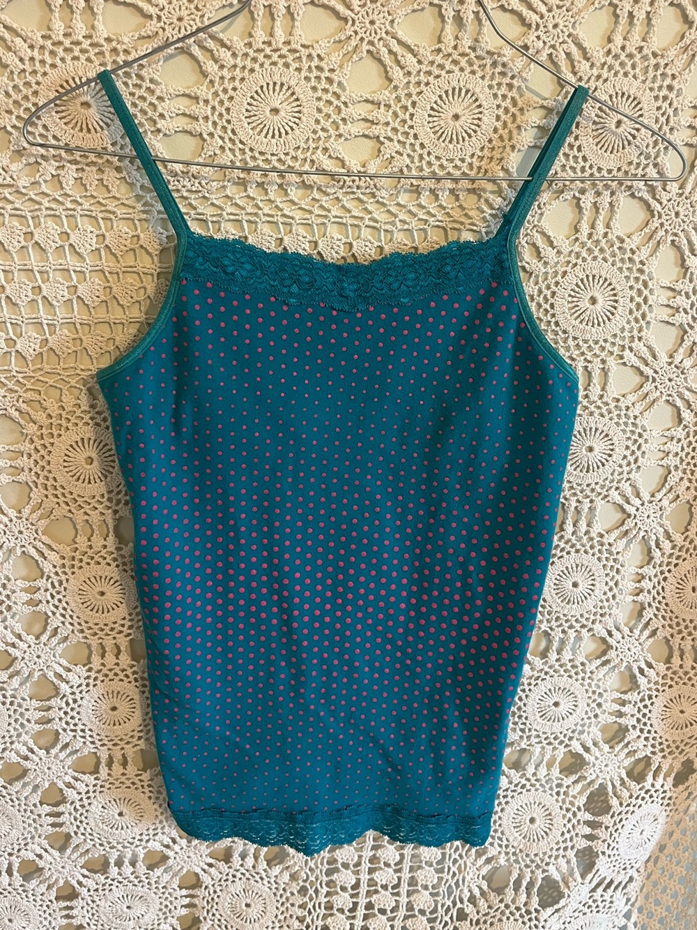 Y2K blue lace trim faded glory pink polka dotted girls camisole tank top